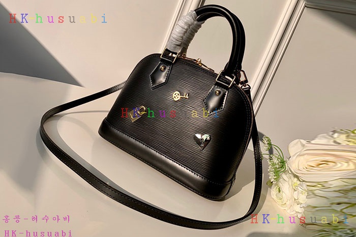 �ڹ̷��ޡ�2019SS ���̺��� �˸� BB  M52884