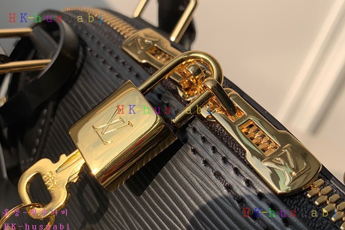 �ڹ̷��ޡ�2019SS ���̺��� �˸� BB  M52884