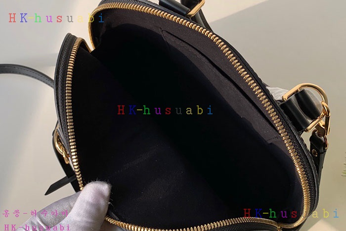 �ڹ̷��ޡ�2019SS ���̺��� �˸� BB  M52884