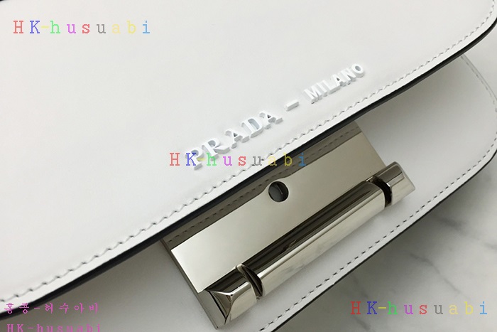 �ڹ̷��ޡ� ����� �ú��� ���� ����� P 1BD165-9