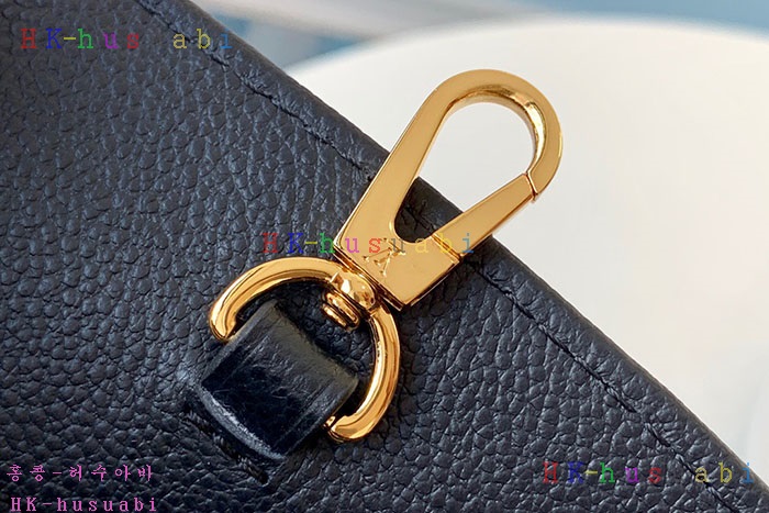 �ڹ̷��ޡ� ���̺��� ���״� BB  M41053