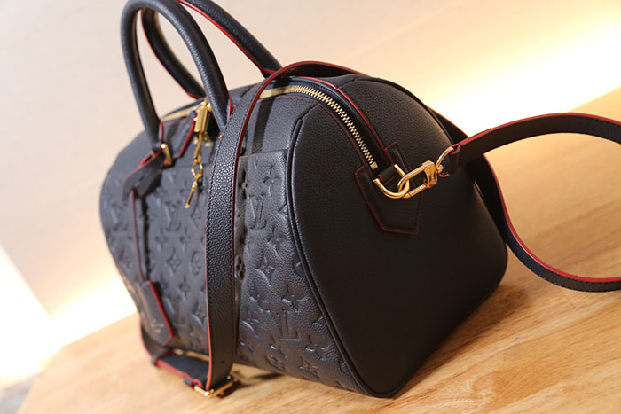 �ڹ̷��ޡ� ���̺��� �������� ���ǵ� M42397-3