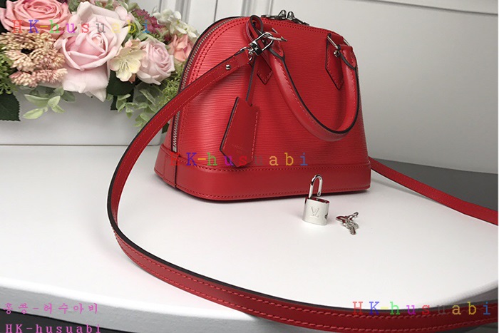 �ڹ̷��ޡ� 2018SS ���̺��� �˸� BB  M41160