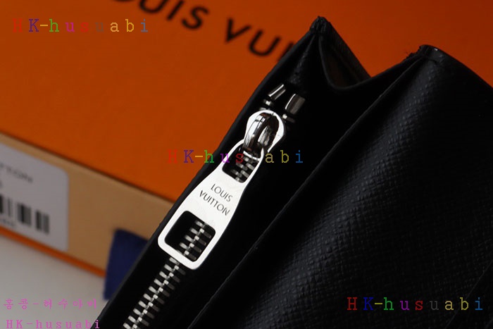 �ڹ̷��ޡڷ��̺��� ���¥ ����  M80019