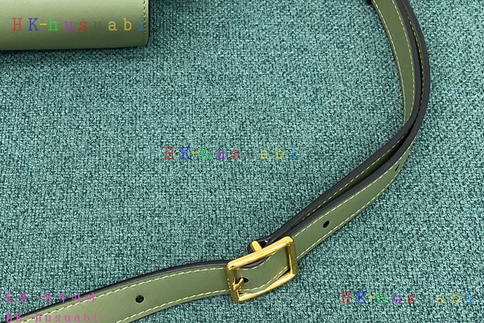 �ڹ̷��ޡ� ������ ����ü 16��  C 188013