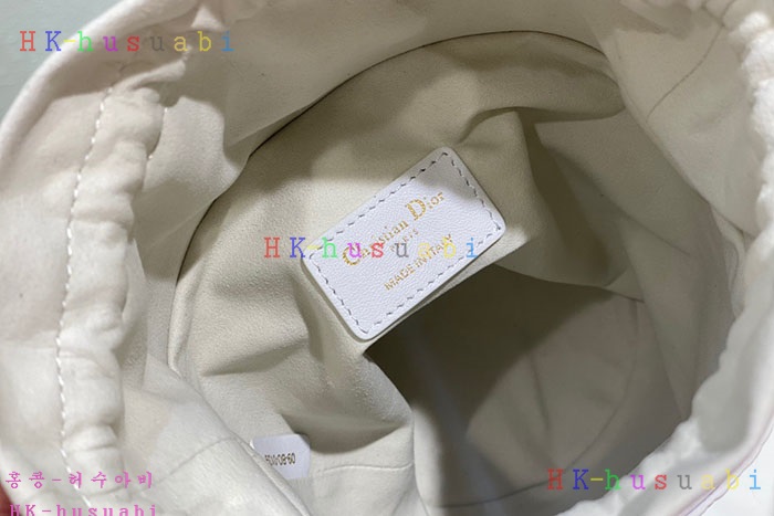 �ڹ̷��ޡ� ��� ���̺� ��Ʈ�� DR 2252221