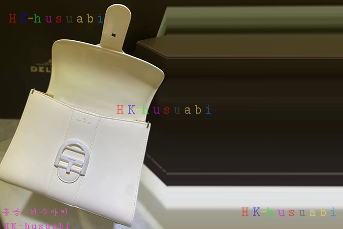 �ڹ̷��ޡڵ��� �긮�� ��Ʈ AA0569-8