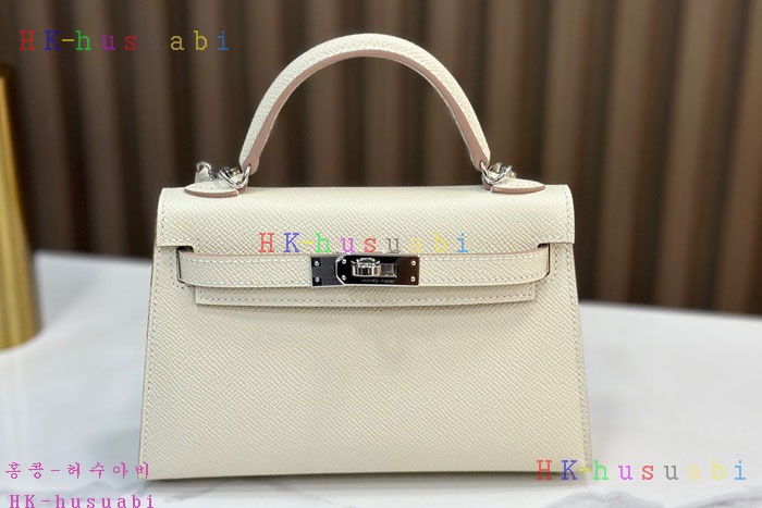 �ڹ̷��ޡڿ����޽� �̸� �̴�  H 9668220-2 �ü���